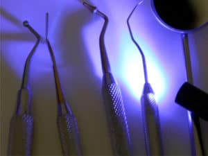 Sterilizzazione attrezzatura medica raggi UV