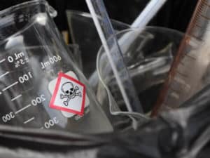 scarti di laboratorio e rifiuti pericolosi